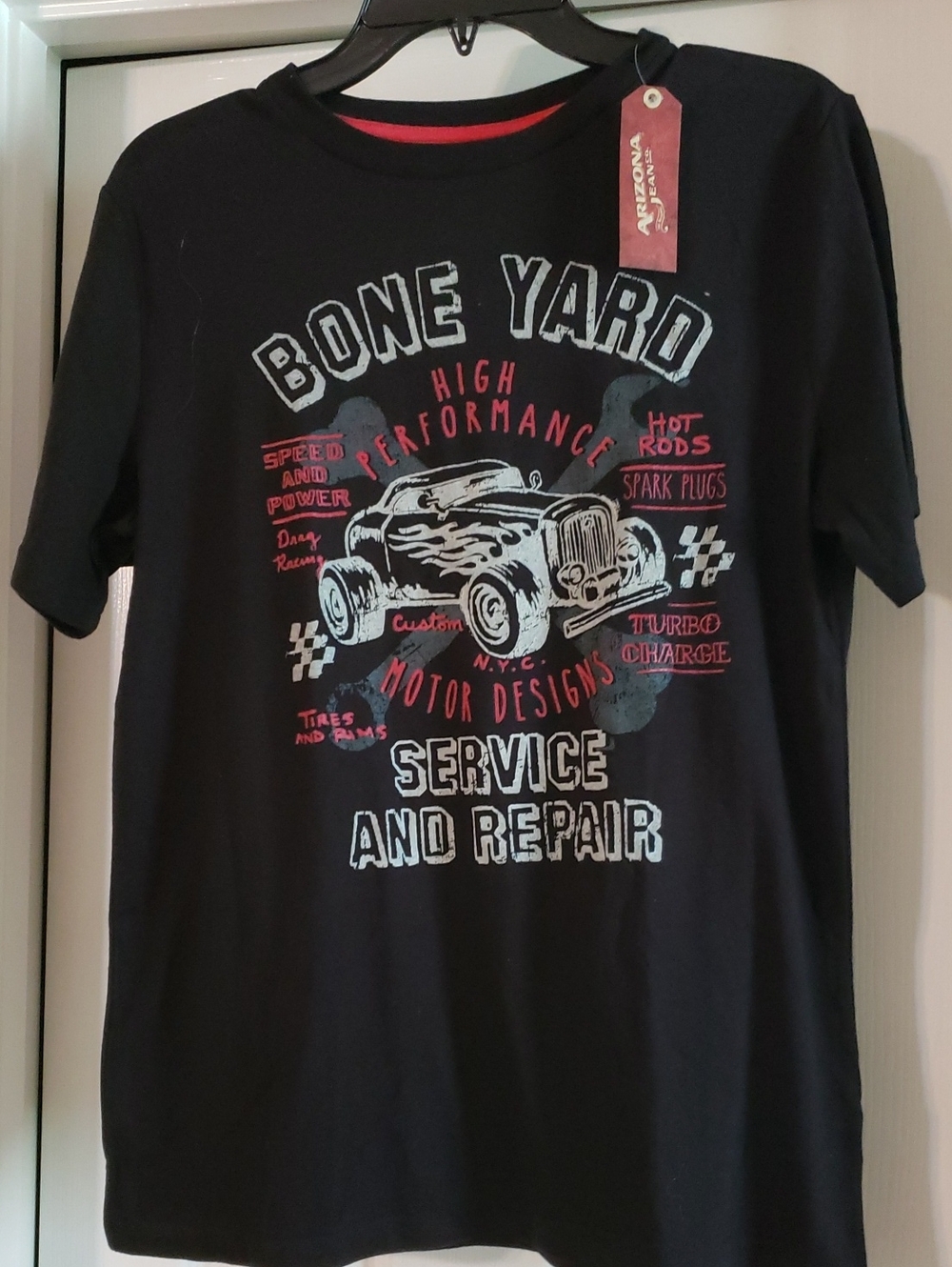 NWT-Arizona Jean Company Black Graphic 'Bone Yard' Short Sleeve Tee w/Red Accent